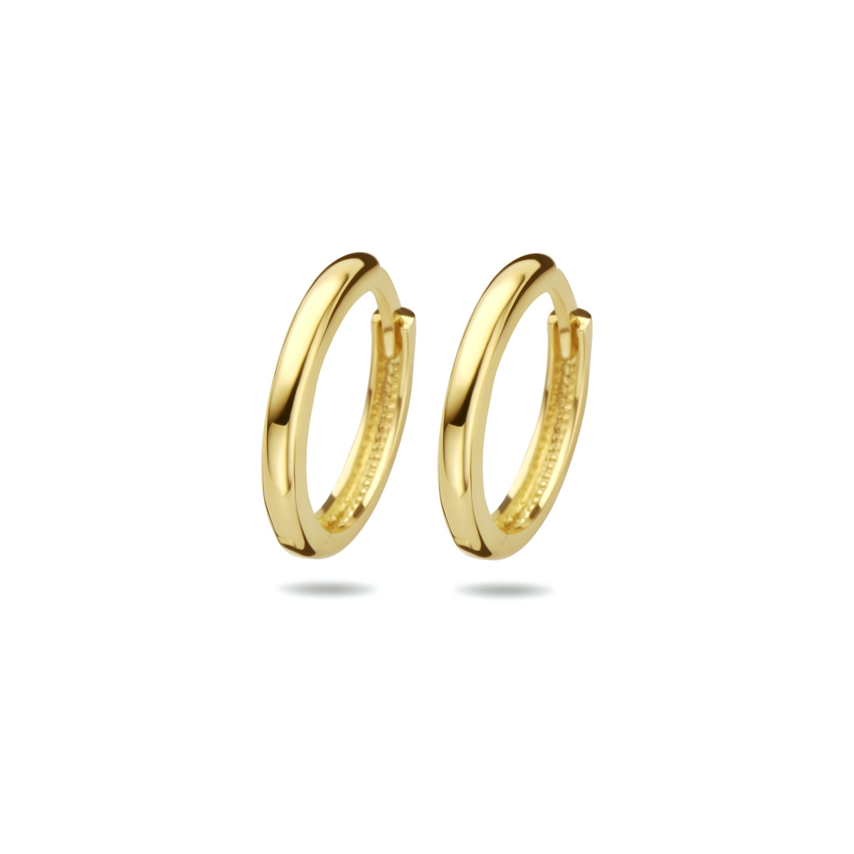 14k Geelgouden klapoorringen. De oorringen hebben een afmeting van 14x2mm.