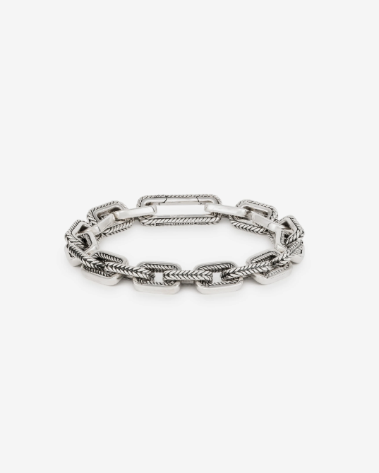 De modieuze Barbara Link Small armband bestaat uit stoere schakels. Buddha to Buddha sieraden worden gemaakt van de beste materialen. Zo is deze stijlvolle armband handgemaakt van 925 sterling zilver. 