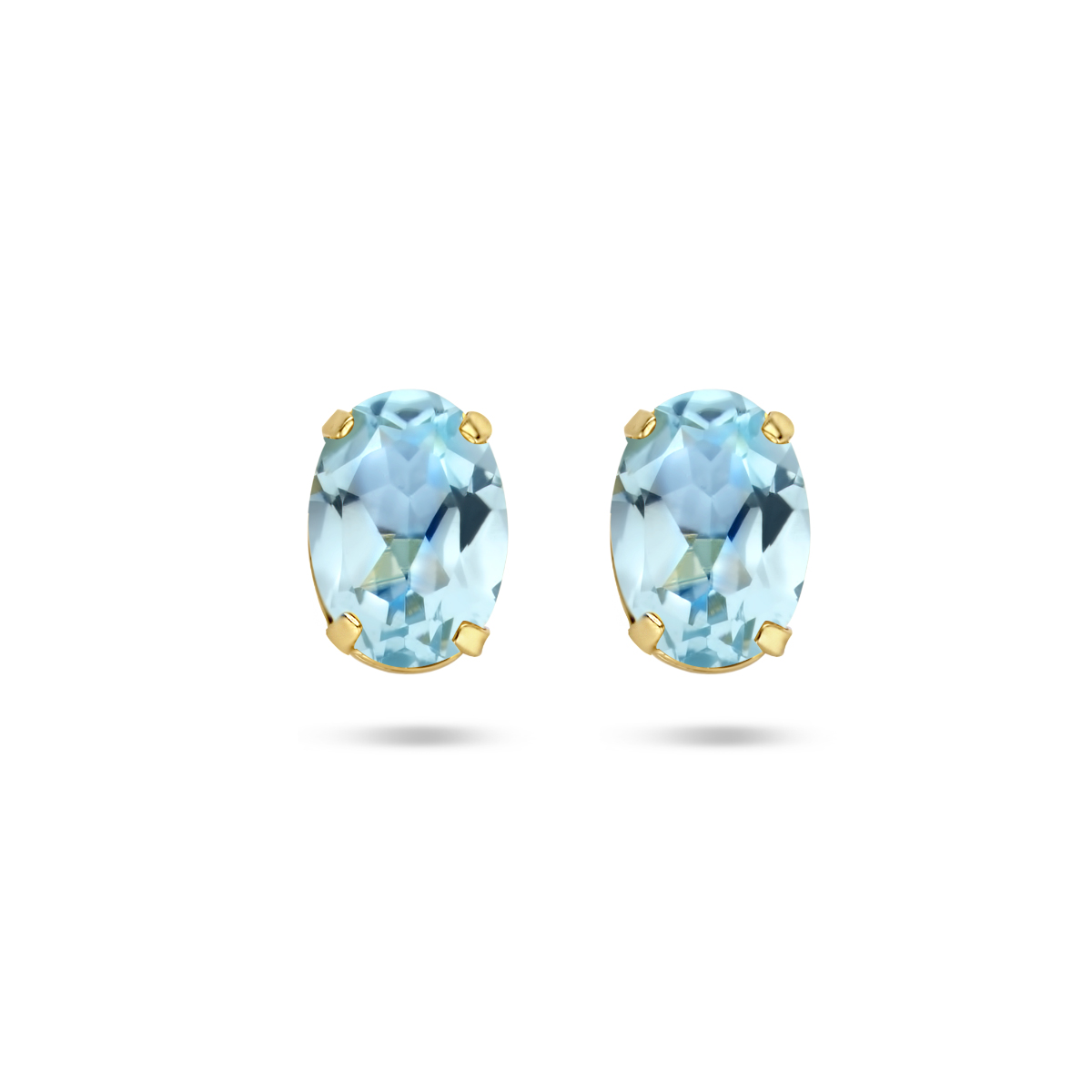 14k Geelgouden blauw topaas oorknoppen met een afmeting van 7x5mm. De blauw topaas stenen hebben een totaal steengewicht van 1.80ct (2x 0.90ct).&nbsp;