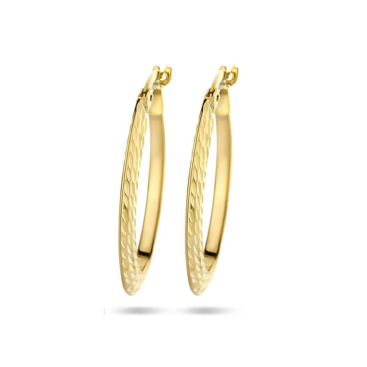 14k Geelgouden gediamanteerd oorringen met een afmeting van 26.5x2mm.