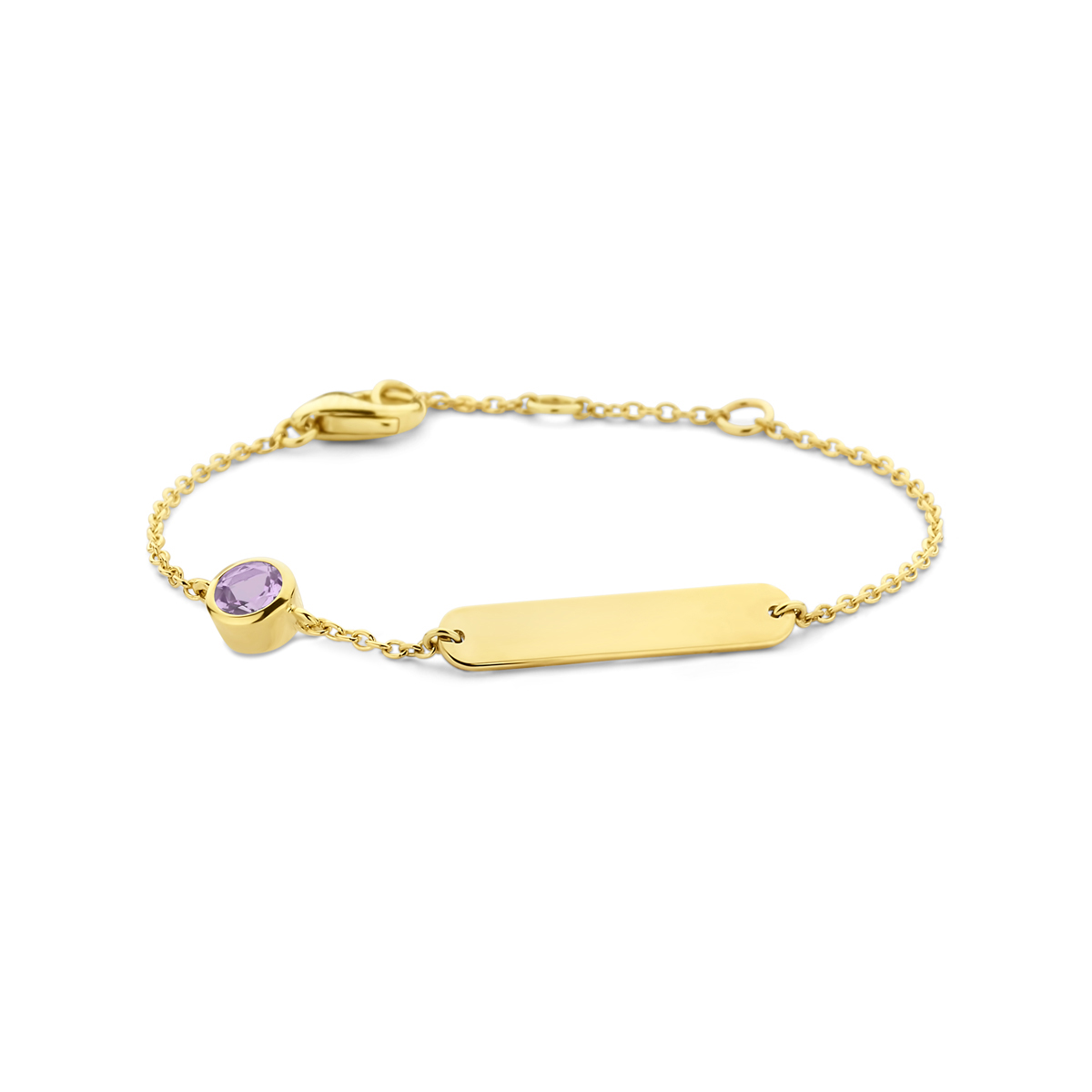 14k Geelgoudengraveerarmband uitgevoerd met een schitterende licht amethist. De armband heeft draaglengtes van 11-12-13cm. De schakelbreedte is 1.2mm.De graveerplaat heeft een afmeting van 4x20mm en een dikte van 0.8mm.