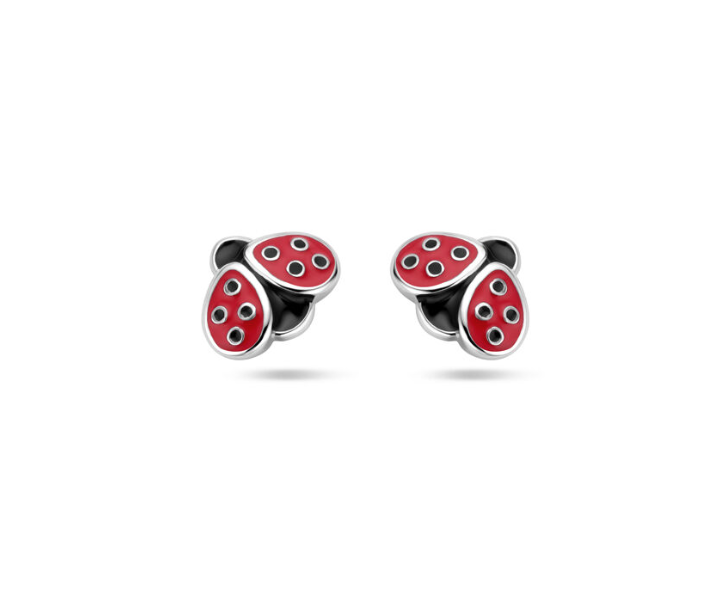 Gerhodineerd 925 zilveren oorknoppen uitgevoerd in de vorm van een lieveheersbeestje met rood en zwart emaille. De oorknoppen hebben een afmeting van 5x6mm.