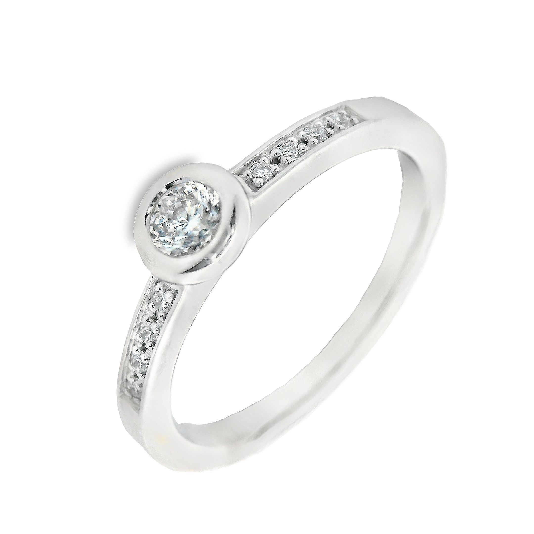 Deze ring van Louis Bros is vervaardigd uit 14 karaat witgoud (3 gr) en is gezet met 9 briljant geslepen diamanten met een totaalgewicht van 0.19crt. Deze ring bestaat uit onze lijn van exclusieve modellen sieraden met prachtige designs van hoge kwaliteit.
De ring is verkrijgbaar in meerdere afmetingen.
