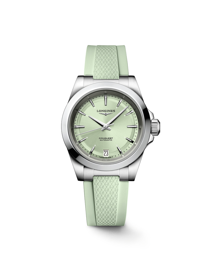 De Longines Conquest L34304029 is een elegante en sportieve horloge met een rubberen band. Het heeft een stalen kast met een licht groene wijzerplaat en krasbestendig saffierglas. Deze horloge is waterbestendig tot 300 meter en heeft een automatisch uurwerk. Draag deze horloge met trots bij zowel formele als informele gelegenheden voor een stijlvolle uitstraling.
