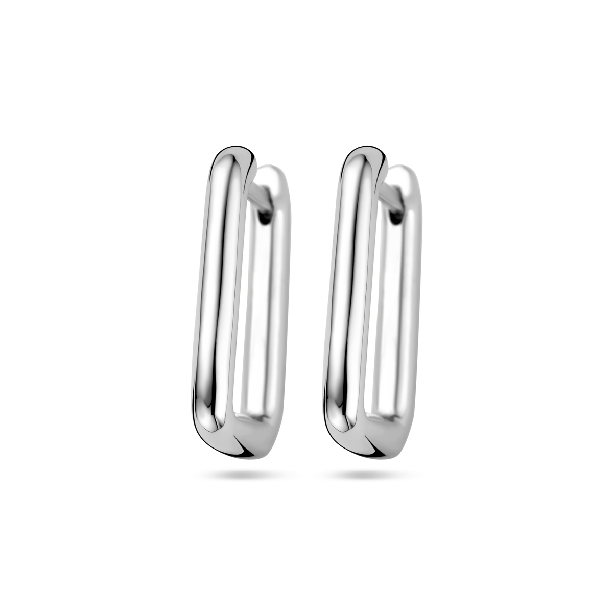 Gerhodineerd 925 zilveren klapoorringen met een afmeting van 14.5x2mm.