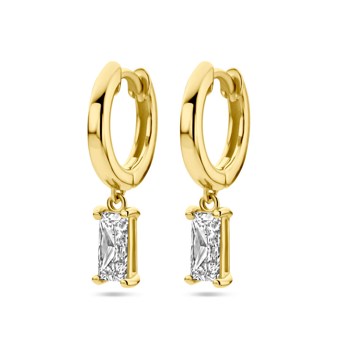 14k Geelgouden klapoorringen uitgevoerd met zirkonia. De oorringen hebben een totale hoogte van 20mm.