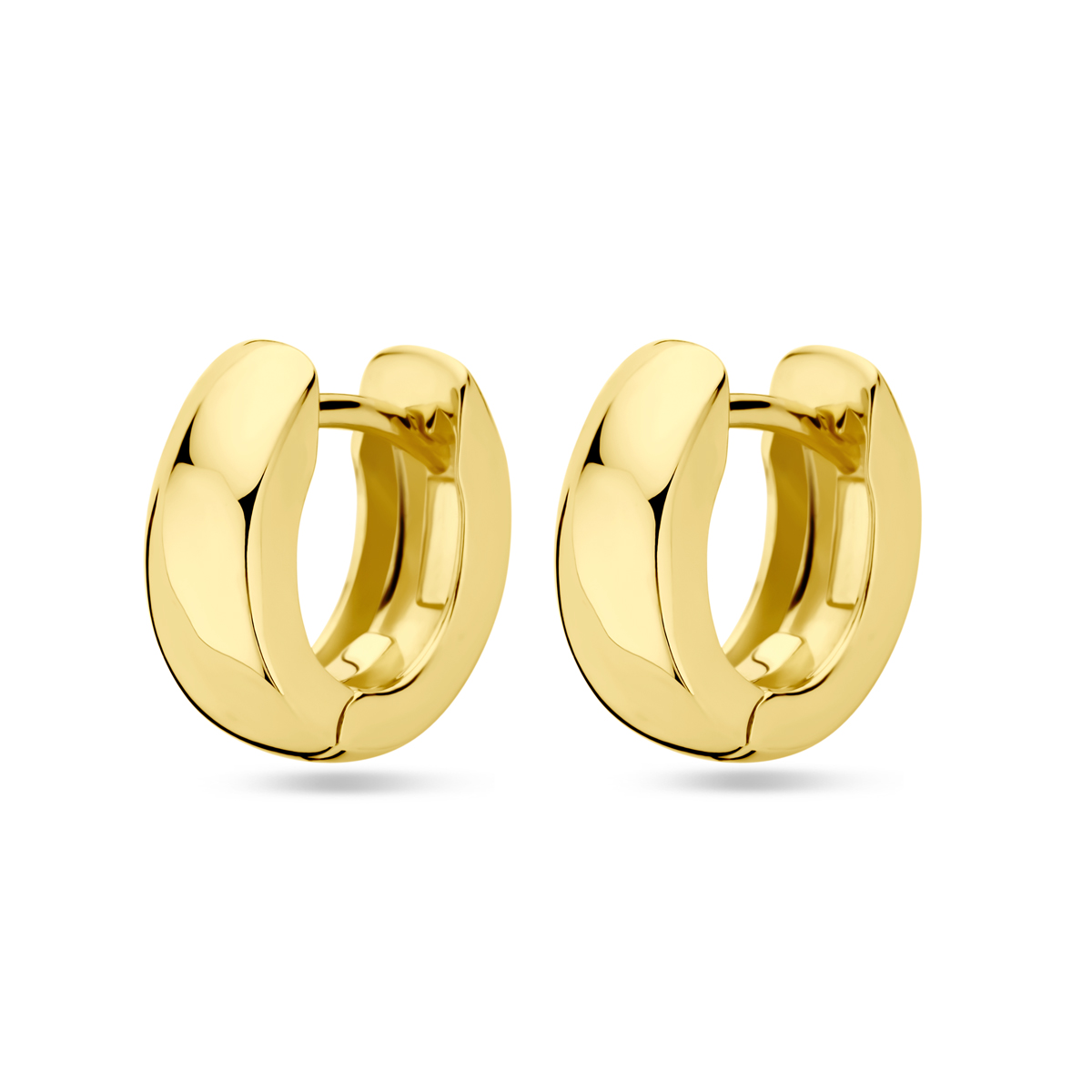 Geelgoud op 925 zilveren klapoorringen met een afmeting van 13x5mm. Geen garantie op de plating.