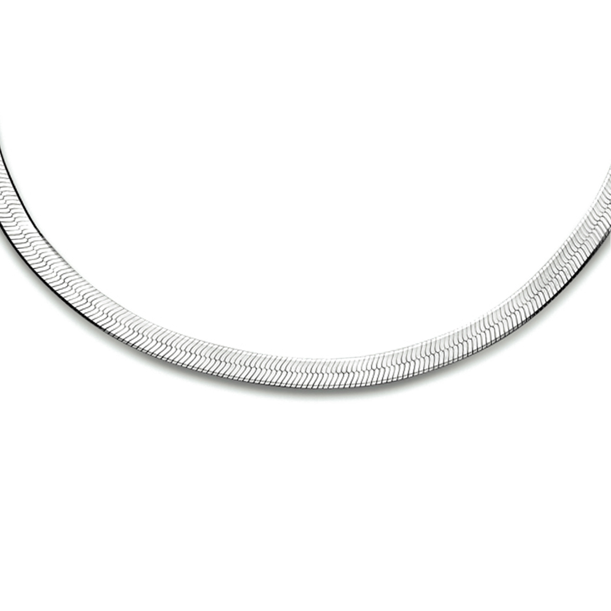 Gerhodineerd 925 zilveren collier met een breedte van 3.3mm en uitgevoerd met een stevige karabijn sluiting. Het collier heeft een draaglengte van 40cm met een extensie van 5cm.