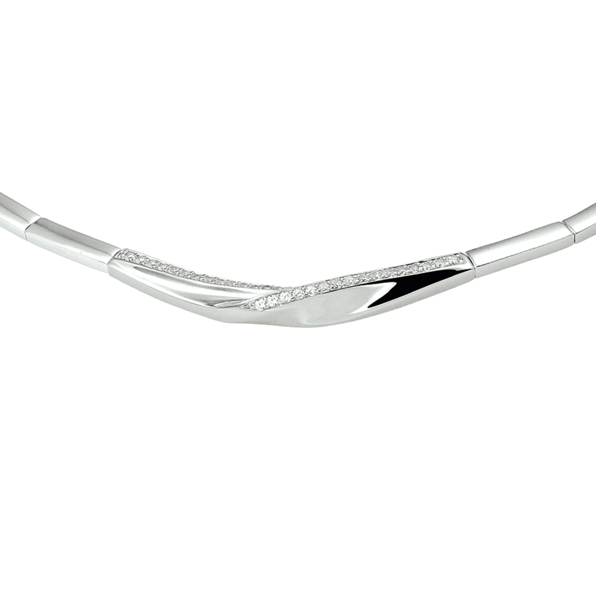 Zilveren collier met een draaglengte van 43cm en een extensie van 3cm. Met schitterende details zoals de sprankelende rij van zirkonia stenen en de poli afwerking. Uitgevoerd met een stevig karabijn slot. Tip: Combineer dit collier met bijpassende sieraden uit onze collectie.
