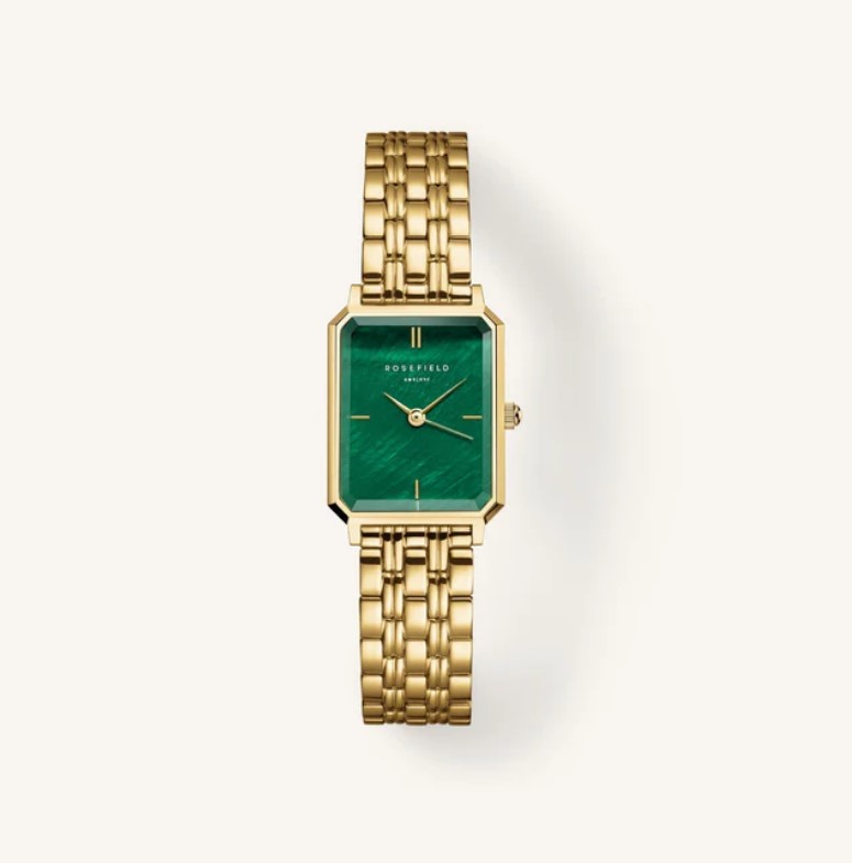 Een van de meest iconische horlogevormen met een kleurrijke twist. De smaragdgroen gekleurde parelmoer wijzerplaat zorgt voor een steeds veranderend spektakel van licht en kleur, wat dit horloge een luxe uitstraling geeft.