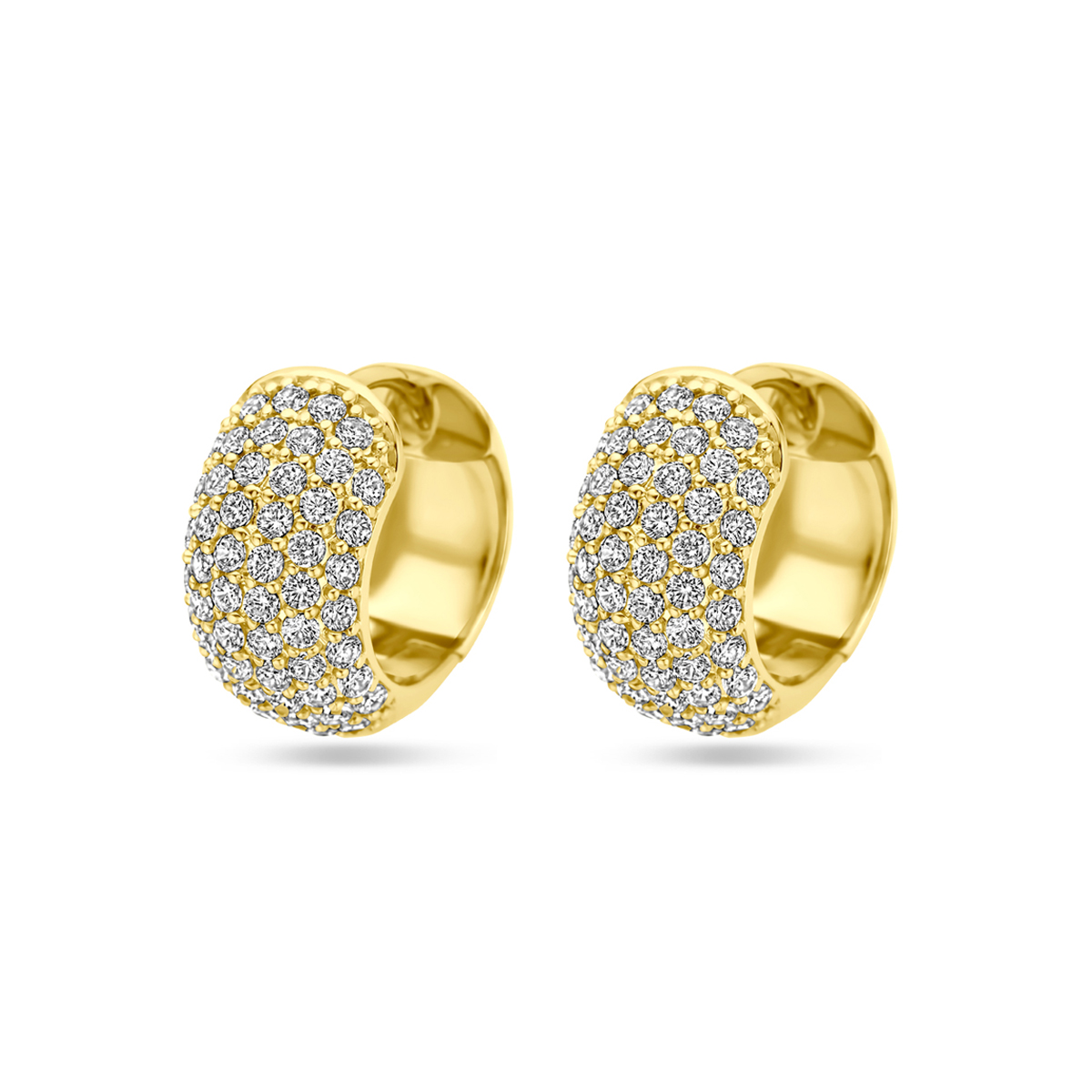 Geelgoud op 925 zilveren klapoorringen uitgevoerd met zirkonia. De klapoorringen hebben een afmeting van 16x8mm. Geen garantie op de plating.