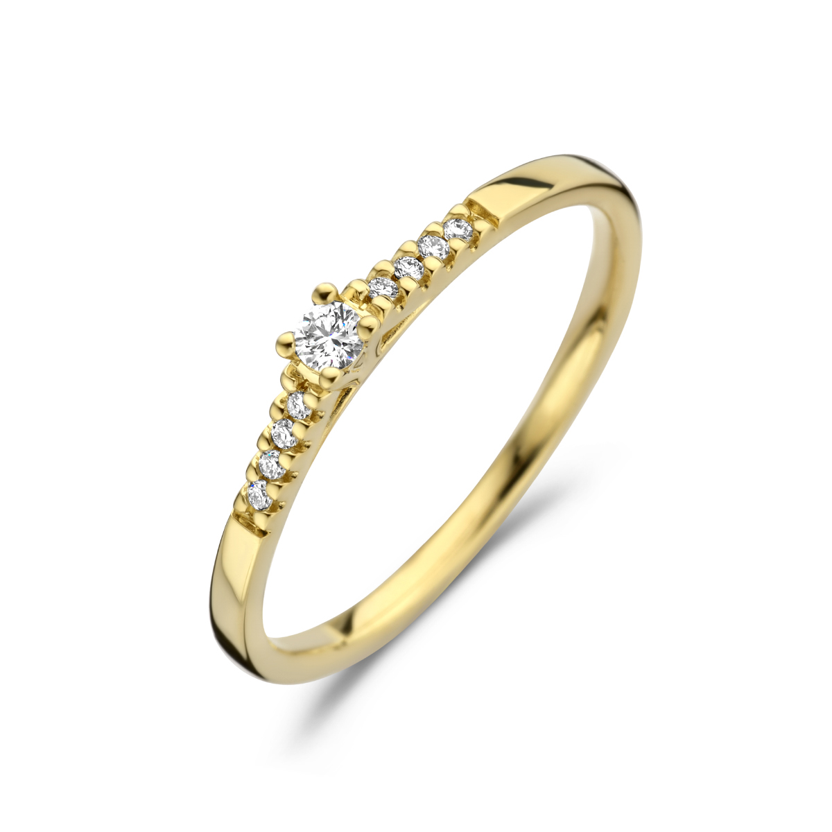 14k Geelgouden ring uitgevoerd met een schitterende diamant rij. De ring heeft een breedte van 2.4mm.