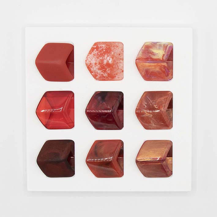 Diverse Cubes Rood per stuk € 9.95 mix en match uw eigen ketting