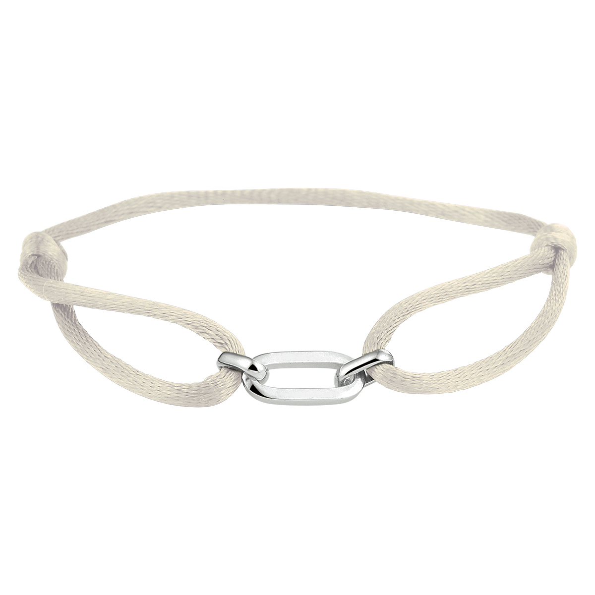 Ivoor gevlochten armband uitgevoerd met een 925 zilveren element. De armband heeft draaglentes van 13 tot 26cm. Het element heeft een afmeting van 20x6mm.
