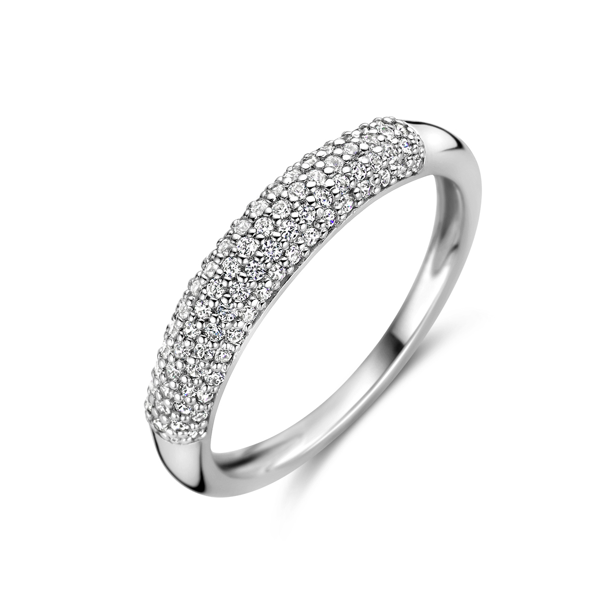 Gerhodineerd 925 zilveren ring uitgevoerd met zirkonia. De ring heeft een breedte van 4mm. Maat 17,25