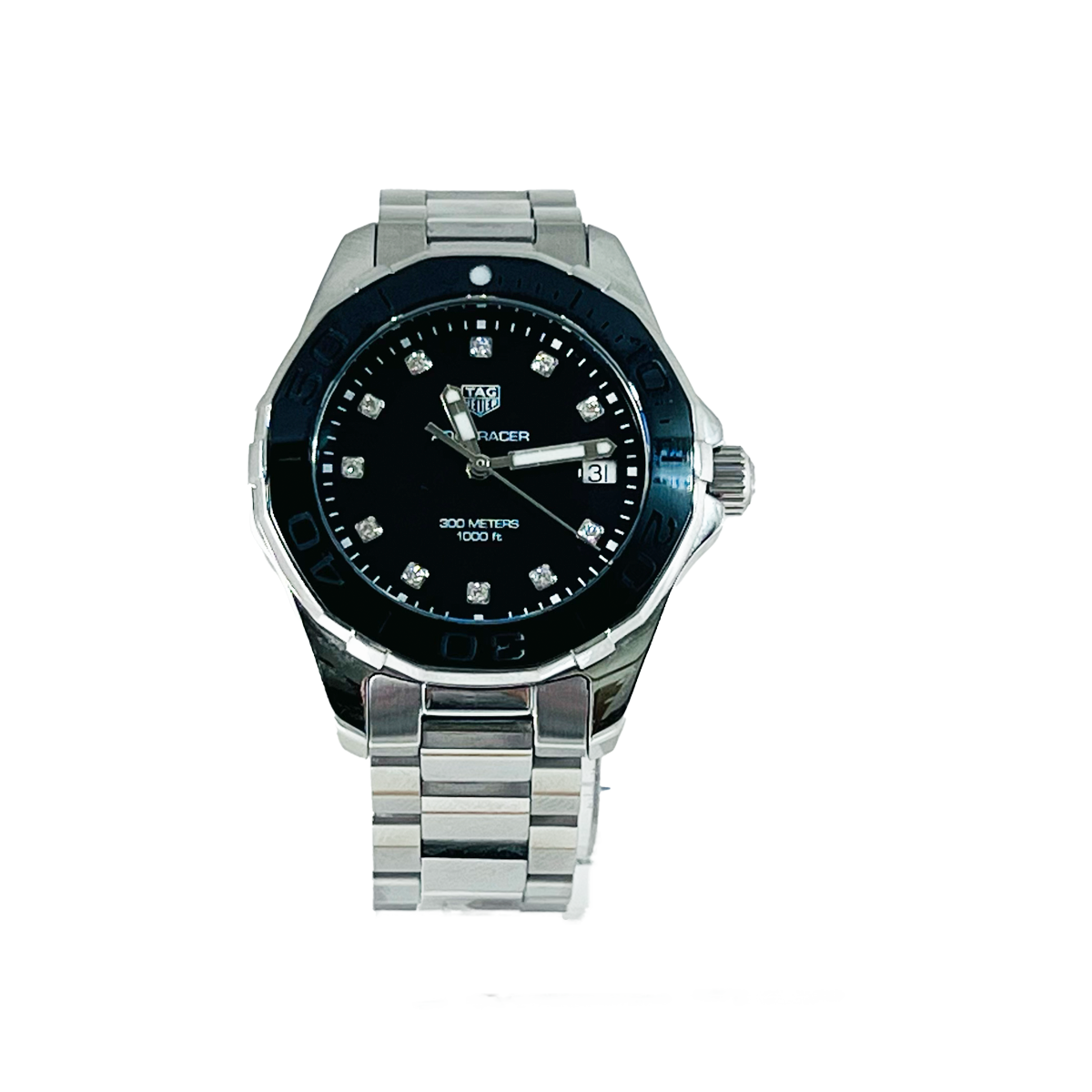 Ontdek onze exclusieve Fliers Juweliers Pre-Owned collectie van met zorg geselecteerde horloges. Bij ons vind je horloges die online of in onze winkel worden aangeboden, die stuk voor stuk met liefde zijn onderhouden en zorgvuldig zijn geïnspecteerd. Kies voor betaalbare luxe en tijdloze elegantie met onze prachtige pre-owned horloges, en maak vandaag nog een statement met stijl.