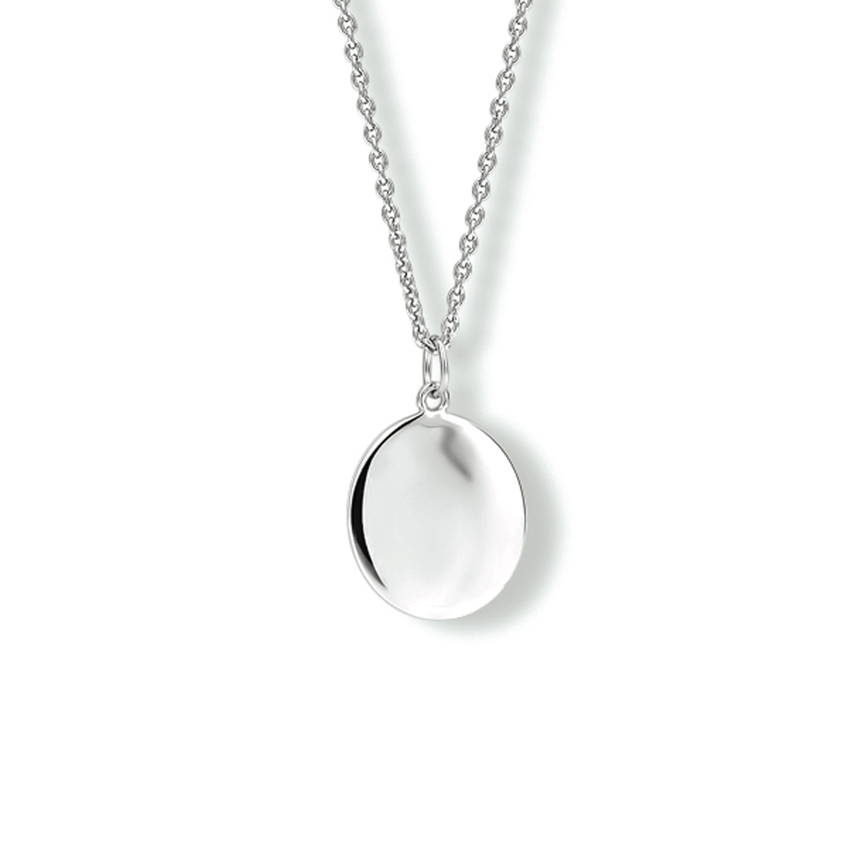 Gerhodineerd 925 zilveren collier uitgevoerd met een ovale hanger. Het collier heeft draaglengtes van 40, 42 en 44cm. De hanger heeft een afmeting van 15x13mm.