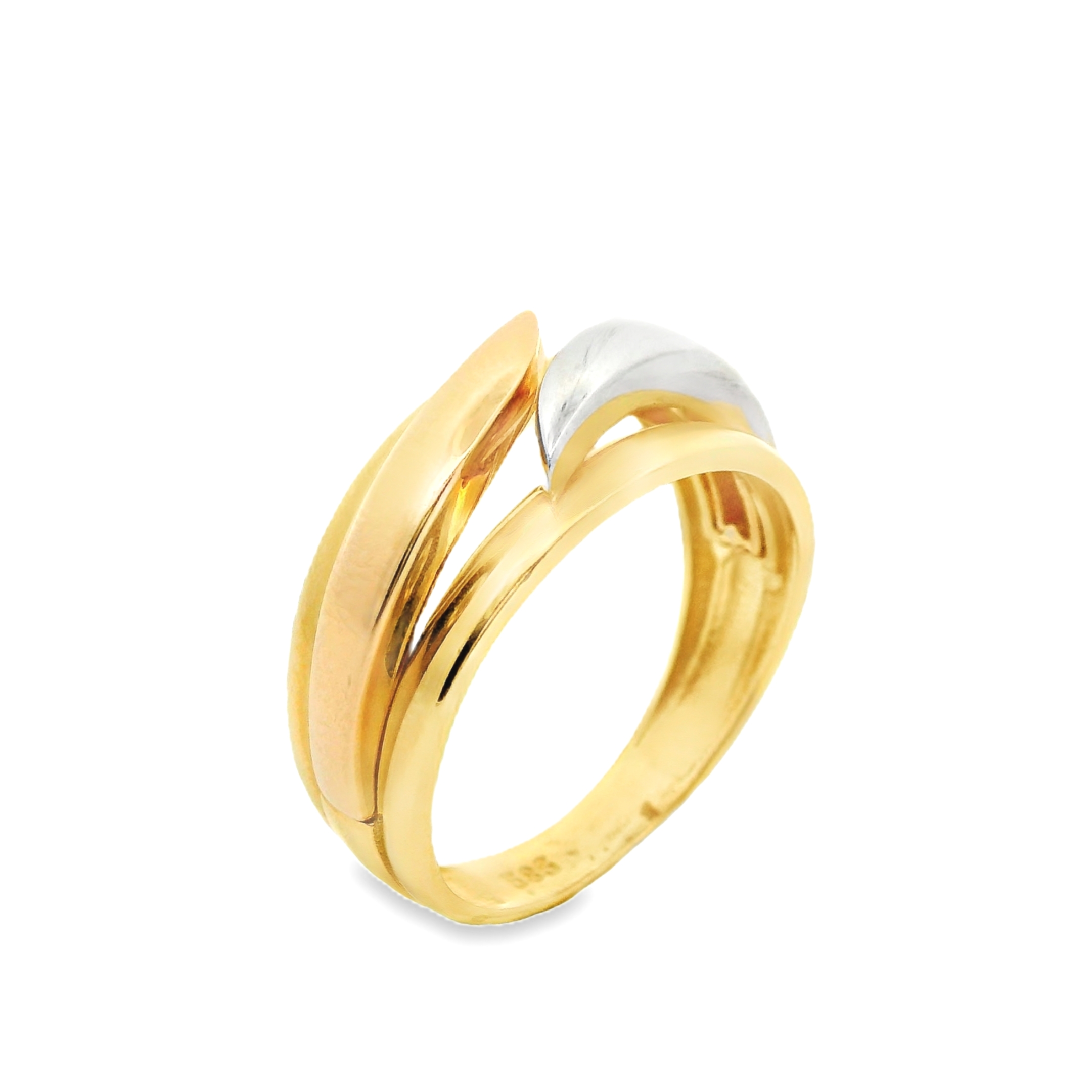 Deze ring van Louis Bros is vervaardigd uit 14 karaat tricolor (3.5 gr.).
 Deze ring met een mooi design is een elegante keuze voor iedereen die houdt van verfijnde sieraden. Deze bijzondere ring combineert drie soorten goud - geel, wit en roségoud - tot een harmonieuze en stijlvolle creatie. Het unieke ontwerp speelt met kleuren en materialen, waardoor de ring een opvallend en tijdloos sieraad wordt. Ideaal voor speciale gelegenheden of als dagelijks accessoire, voegt deze tricolor gouden ring een vleugje luxe toe aan elke outfit.