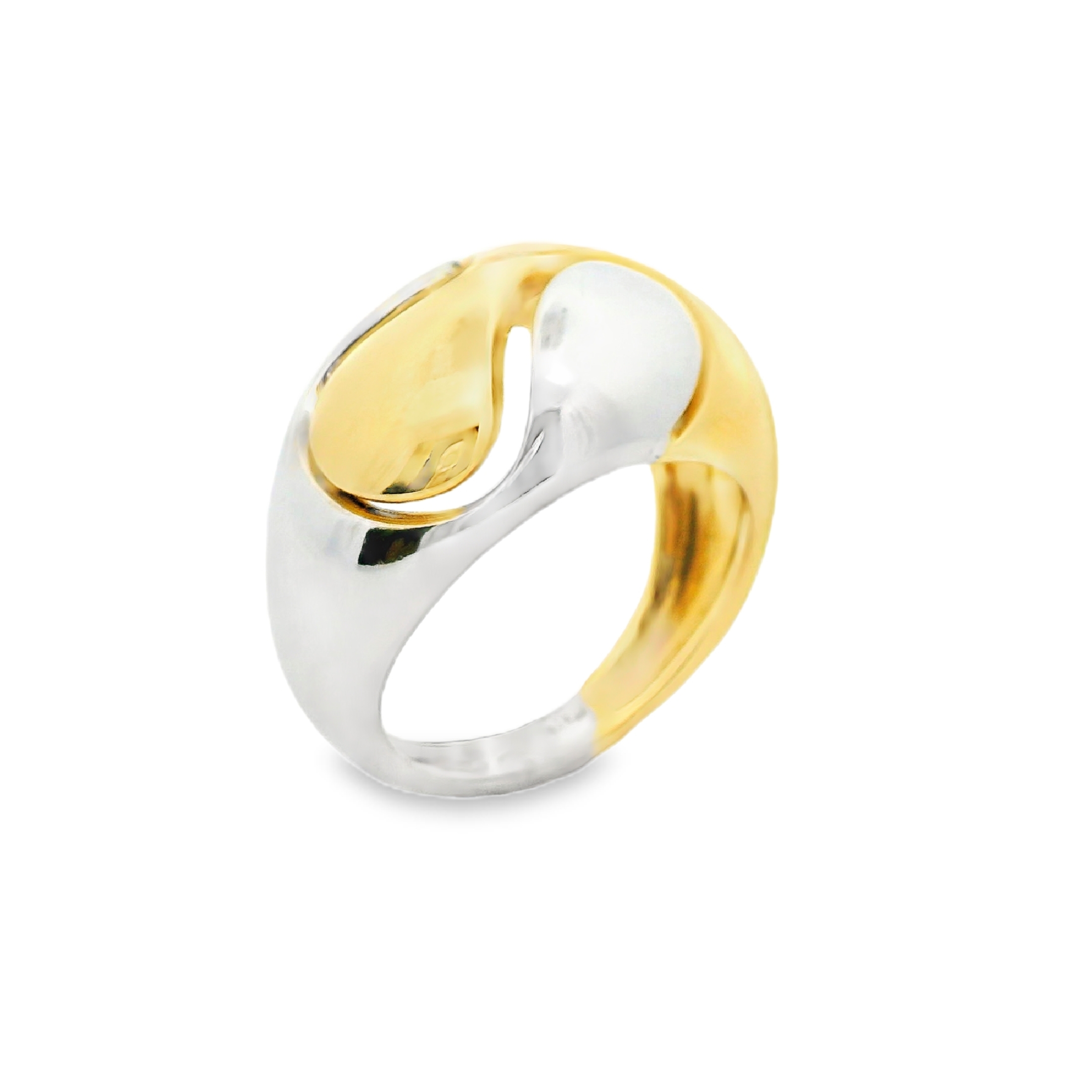 Deze ring van Louis Bros is vervaardigd uit 14 karaat bicolor (4 gr.).
Ontdek de elegantie van een bicolor gouden ring, waar traditioneel geelgoud moeiteloos samenkomt met eigentijds witgoud. Dit moderne design benadrukt de harmonie tussen klassieke schoonheid en hedendaagse stijl. De subtiele contrasten en vloeiende lijnen maken deze ring tot een verfijnd statementstuk, perfect voor elke gelegenheid. Een tijdloze keuze die zowel luxe als verfijning uitstraalt.
De ring is verkrijgbaar in meerdere afmetingen.