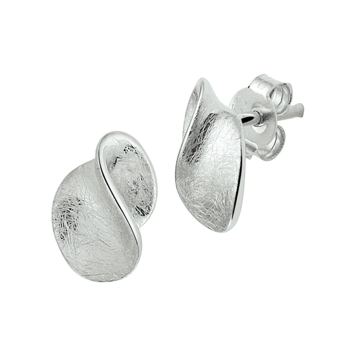 Gerhodineerd zilveren oorknoppen met een poli en gescratchte afwerking.
Breedte: 7.5 mm
Hoogte: 11 mm