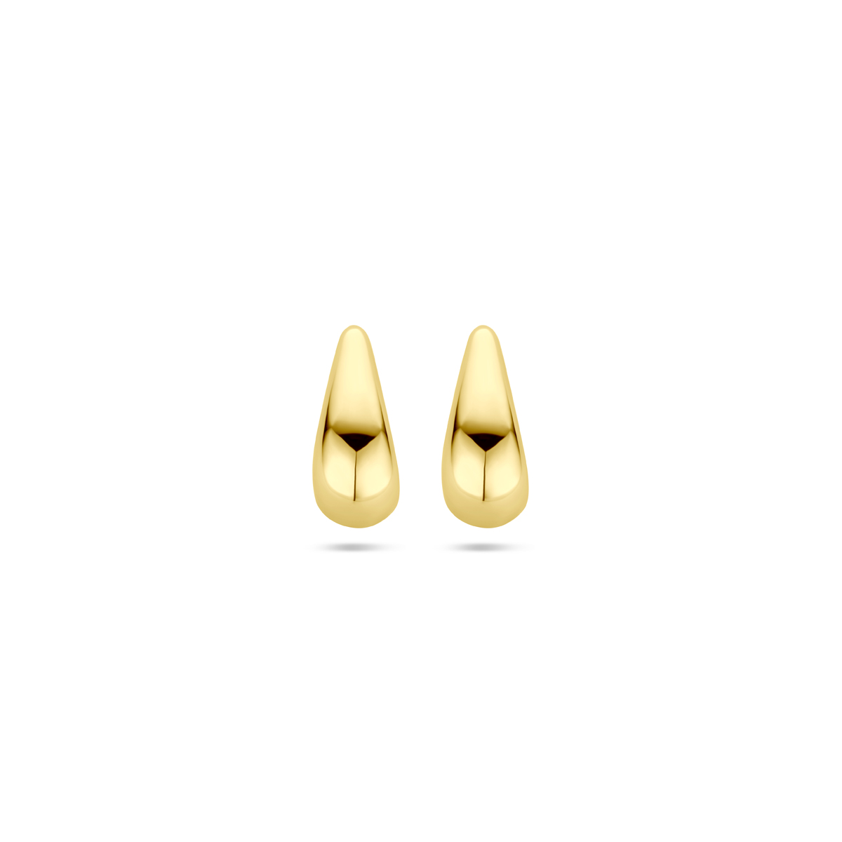14k Geelgouden oorknoppen uitgevoerd in de vorm van een druppel. De oorknoppen hebben een afmeting van 13x6mm.
