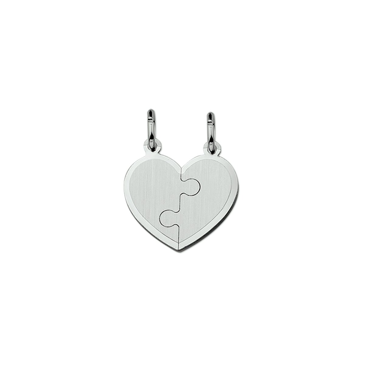 Deze prachtige zilveren breekhart hanger heeft een uniek ontwerp en schitterende afwerking. Het bestaat uit twee helften die samen een hart vormen, symbool voor liefde en verbondenheid. Draag deze hanger dichtbij je hart voor een stijlvolle touch aan elke outfit. Combinezilveren ketting voor een complete look. Een perfect cadeau voor een speciaal iemand.