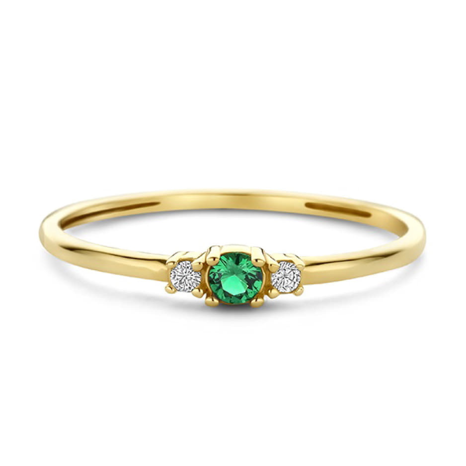 Gouden ring met groen gekleurde siersteen.