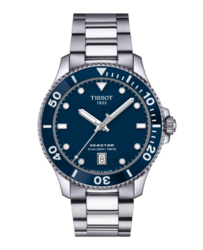 De Tissot Seastar 1000 40mm T120.410.11.041.00 is voorzien van een rotatiebezelschijf, een waterdichte kast tot 300 meter, en een betrouwbaar Zwitsers quartz uurwerk. Dit horloge is perfect voor avontuurlijke types die op zoek zijn naar een stijlvolle en functionele duikhorloge. Draag het met trots tijdens al jouw wateravonturen en voeg een stoere uitstraling toe aan je look.