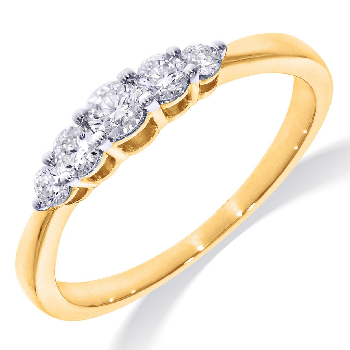 Deze prachtige diamanten ring heeft een totaal van 0.35 karaat diamanten, geslepen in een verfijnde en elegante zetting. De ring is perfect voor dagelijks gebruik of voor speciale gelegenheden, en voegt direct een vleugje glamour toe aan elke outfit. Combineer het met andere juwelen voor een gelaagde look of draag het alleen voor een subtiele touch of sparkle.