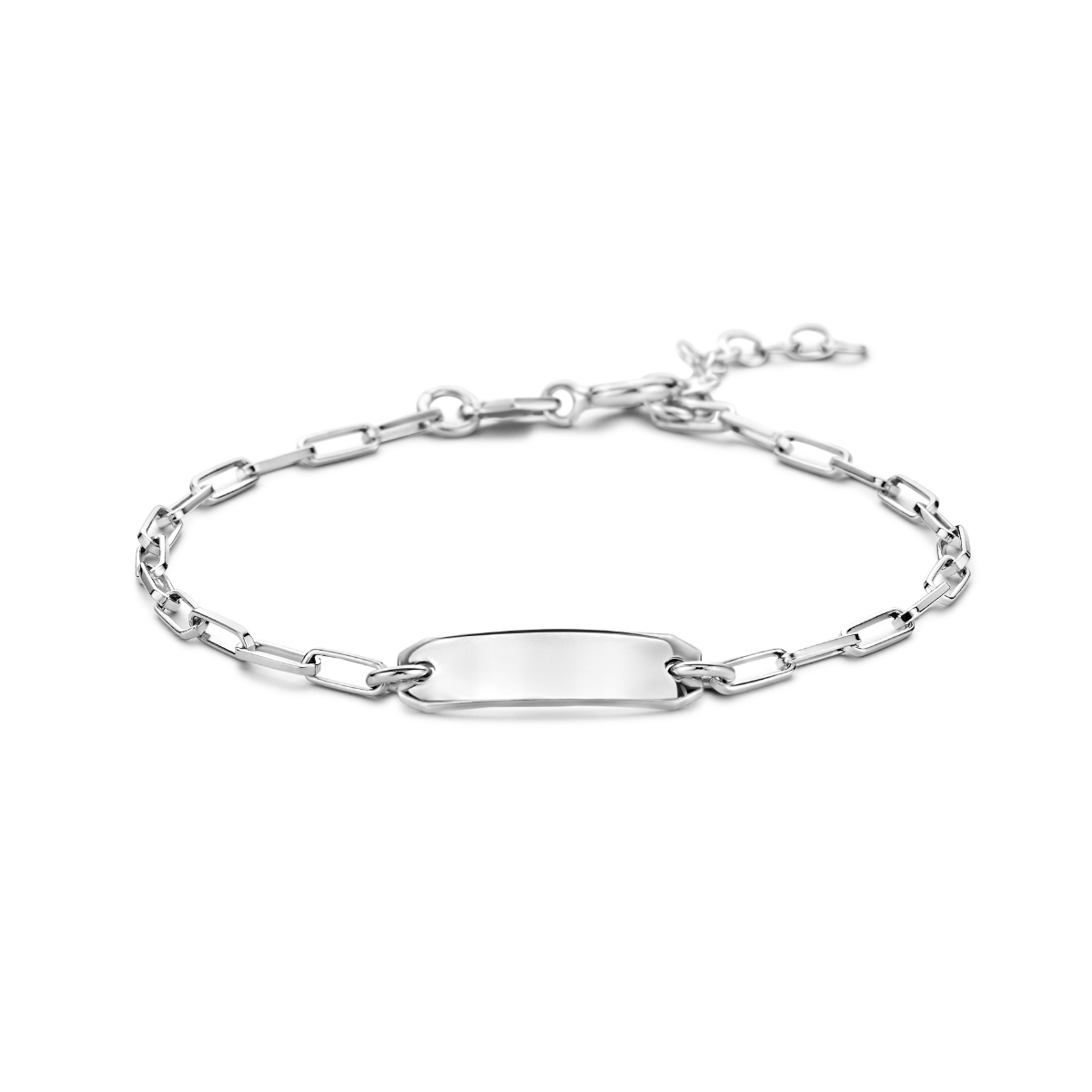 Gerhodineerd 925 zilveren graveerarmband met een schakelbreedte van 2.3mm en een plaat van 5x18.5mm. De draaglengte is 16cm met een extensie van 2cm.