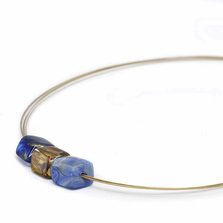 Ketting met Mini Cubes Blauw Goud 45 cm goudkleurig