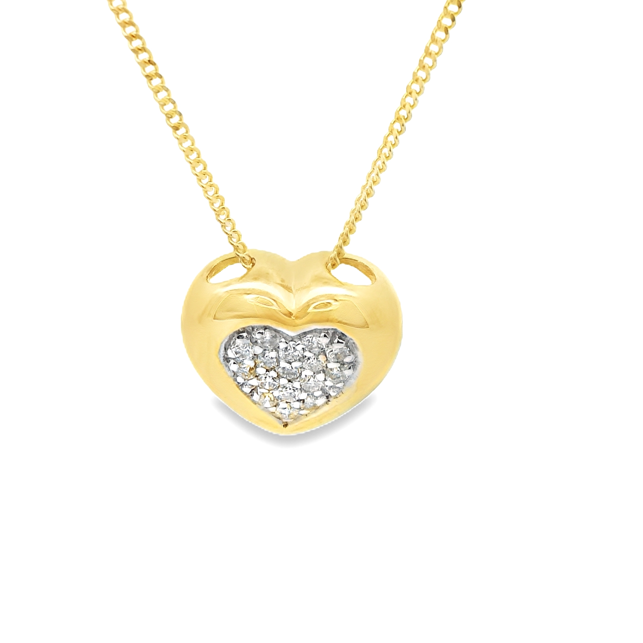 Deze hanger van Louis Bros is vervaardigd uit 14 karaat geelgoud met wit rhodium en zirkonia (2.25 gr.).
Deze hanger in de vorm van een hartje met zirkonia is een schitterend symbool van liefde en elegantie. De warme glans van het geelgoud gecombineerd met de sprankelende zirkonia maakt dit sieraad tot een echte blikvanger. Het hartje staat voor genegenheid en verbondenheid, terwijl de fonkelende zirkonia een vleugje luxe toevoegt. Dit tijdloze sieraad is perfect als cadeau voor een geliefde of als een persoonlijke accessoire om elke dag te dragen.