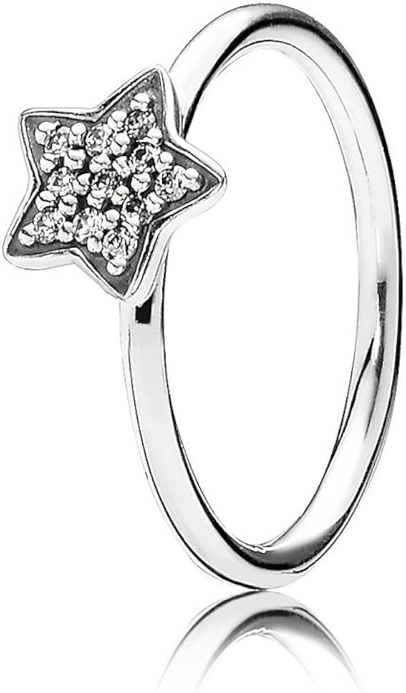 Deze prachtige Pandora Ring Zirkonia ster 190891CZ-56 is gemaakt van sterling zilver en heeft een schitterende zirkonia steen in het midden. De ring is perfect om te dragen tijdens speciale gelegenheden of dagelijks. Combineer het met andere Pandora sieraden voor een complete look. De beste manier om deze ring te dragen is om hem alleen te dragen voor een subtiele uitstraling, of te stapelen met andere ringen voor een meer gedurfde look. Bestel vandaag nog deze schitterende ring en voeg wat sparkle toe aan je outfit!