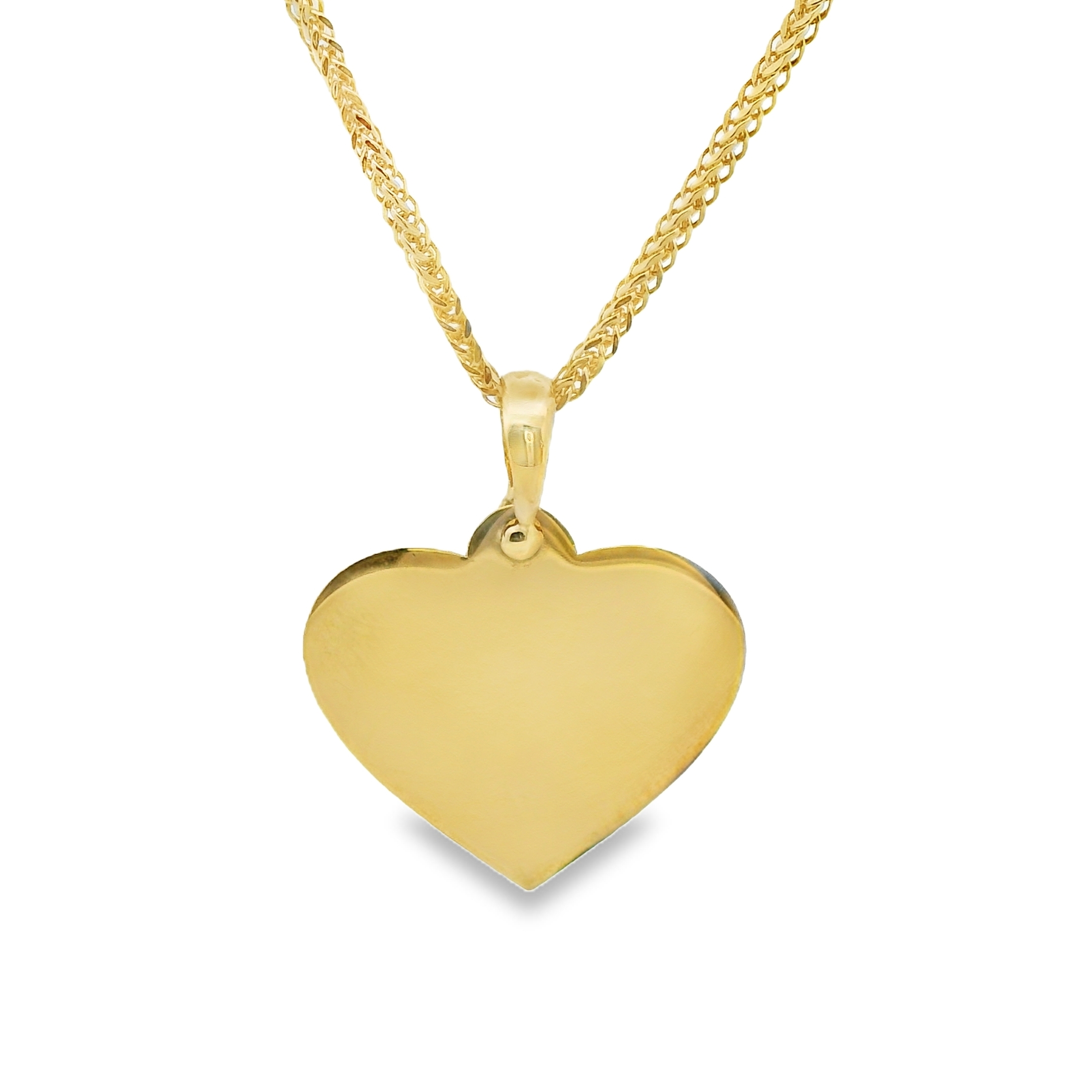 Deze hanger van Louis Bros is vervaardigd uit 14 karaat geelgoud (1 gr).
Deze hanger in de vorm van een graveerplaatje is een stijlvol en persoonlijk sieraad. Het stralende goud biedt de perfecte achtergrond voor een unieke gravure, of het nu een naam, datum of speciale boodschap is. Dit tijdloze accessoire is een betekenisvolle manier om herinneringen dichtbij te houden en voegt een elegante, persoonlijke touch toe aan elke outfit.
