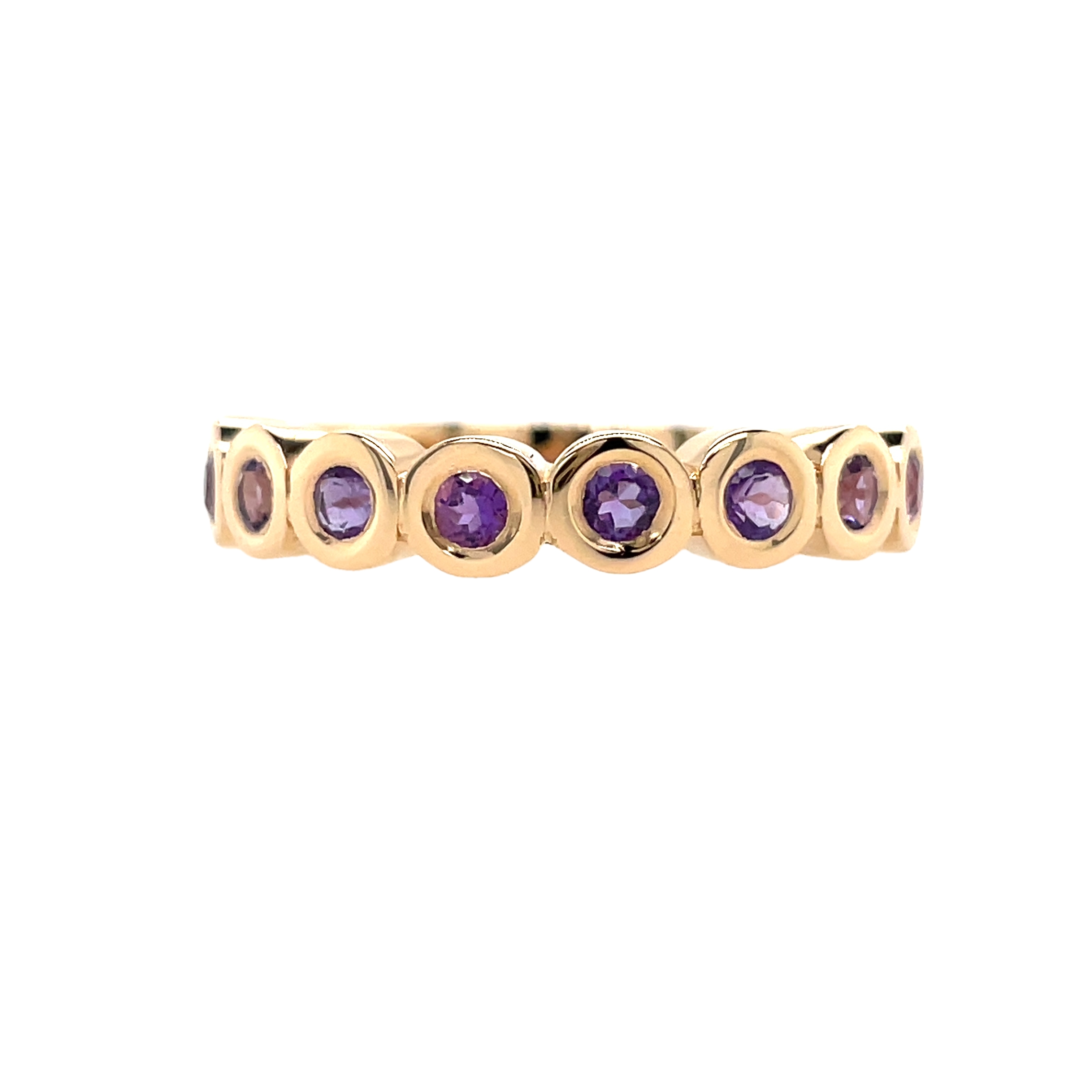 18 Krt gouden Ring uit de romance collectie By R&C 
 Eté - Demi  Model 1860-9 
voor de helft bezet met 9x een Amethist  