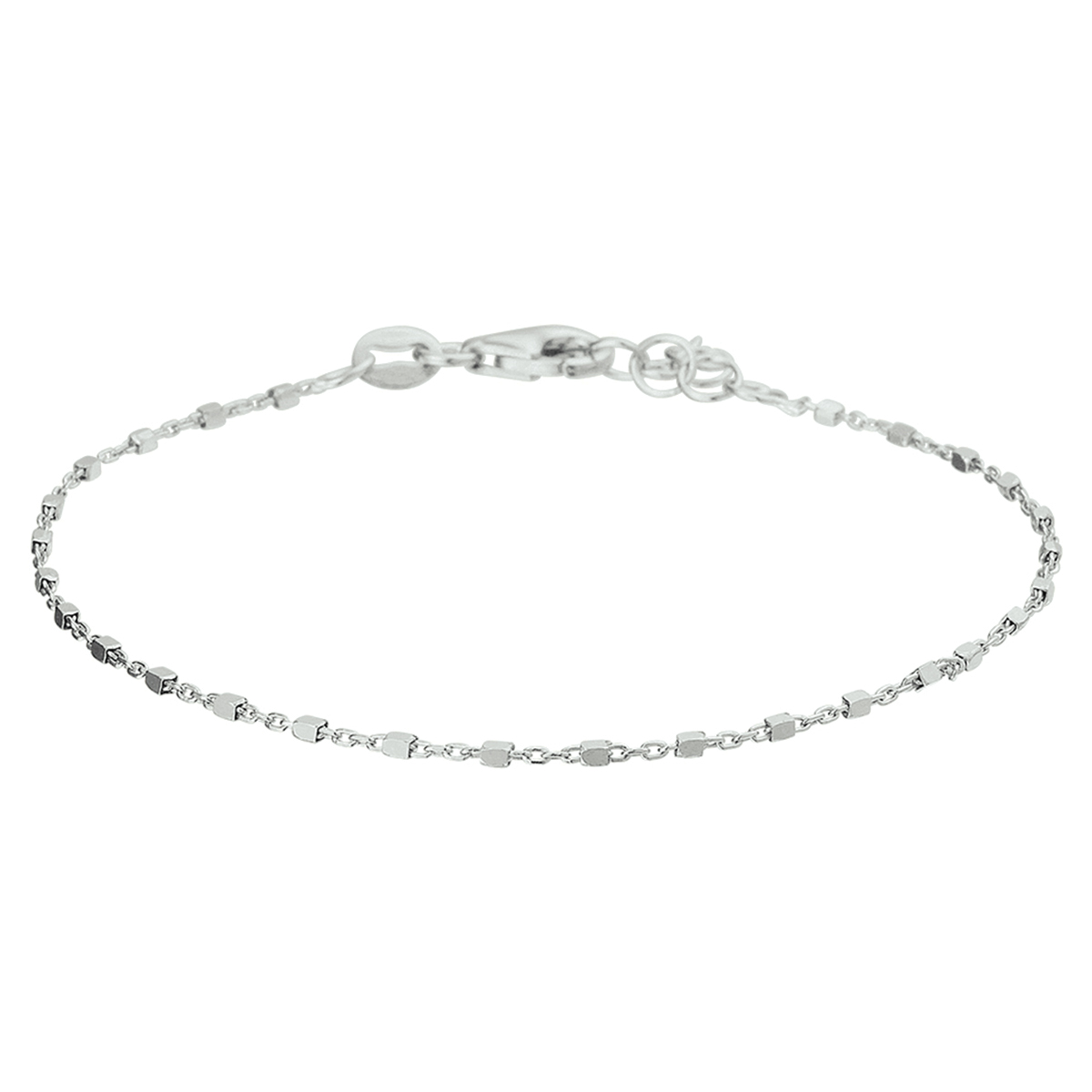 Gerhodineerd zilveren 1.1mm blokjes armband met een lengte van 17cm met een extensie van 2cm uitgevoerd een stevige karabijn sluiting. Tip: De armband is te combineren met bijpassende sieraden uit onze collectie.