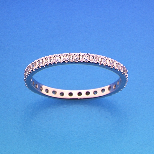 Gerhodineerd zilveren ring met zirkonia.