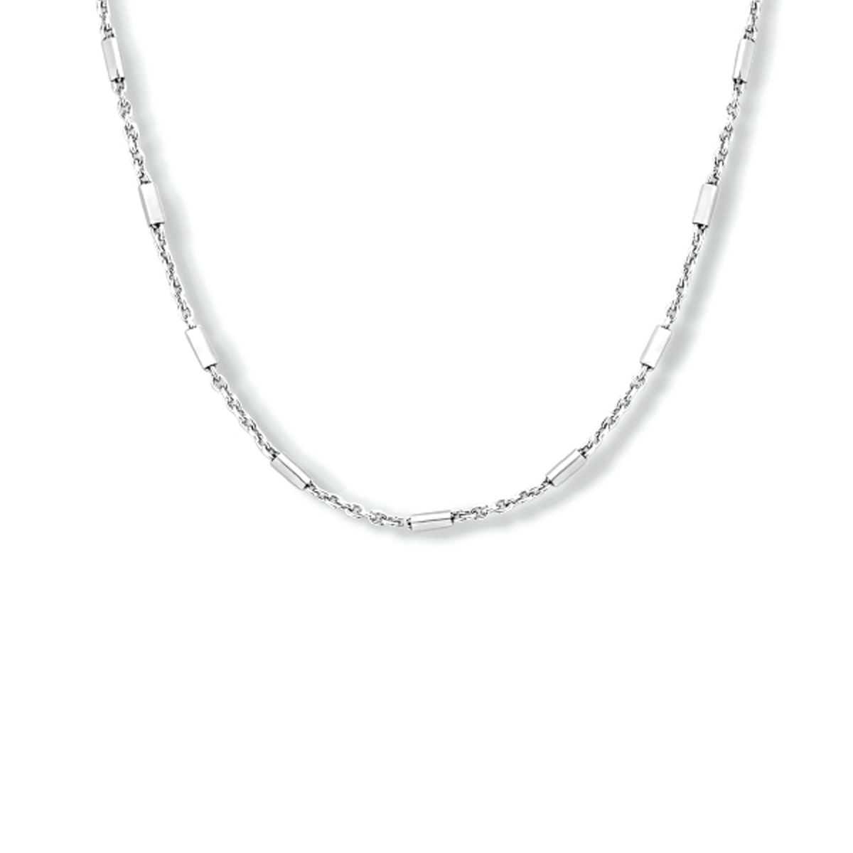 Gerhodineerd 925 zilveren collier uitgevoerd met buisjes van 1.3mm breed. Het collier heeft een draaglengte van 40cm met een extensie van 4cm en een stevige karabijn sluiting.