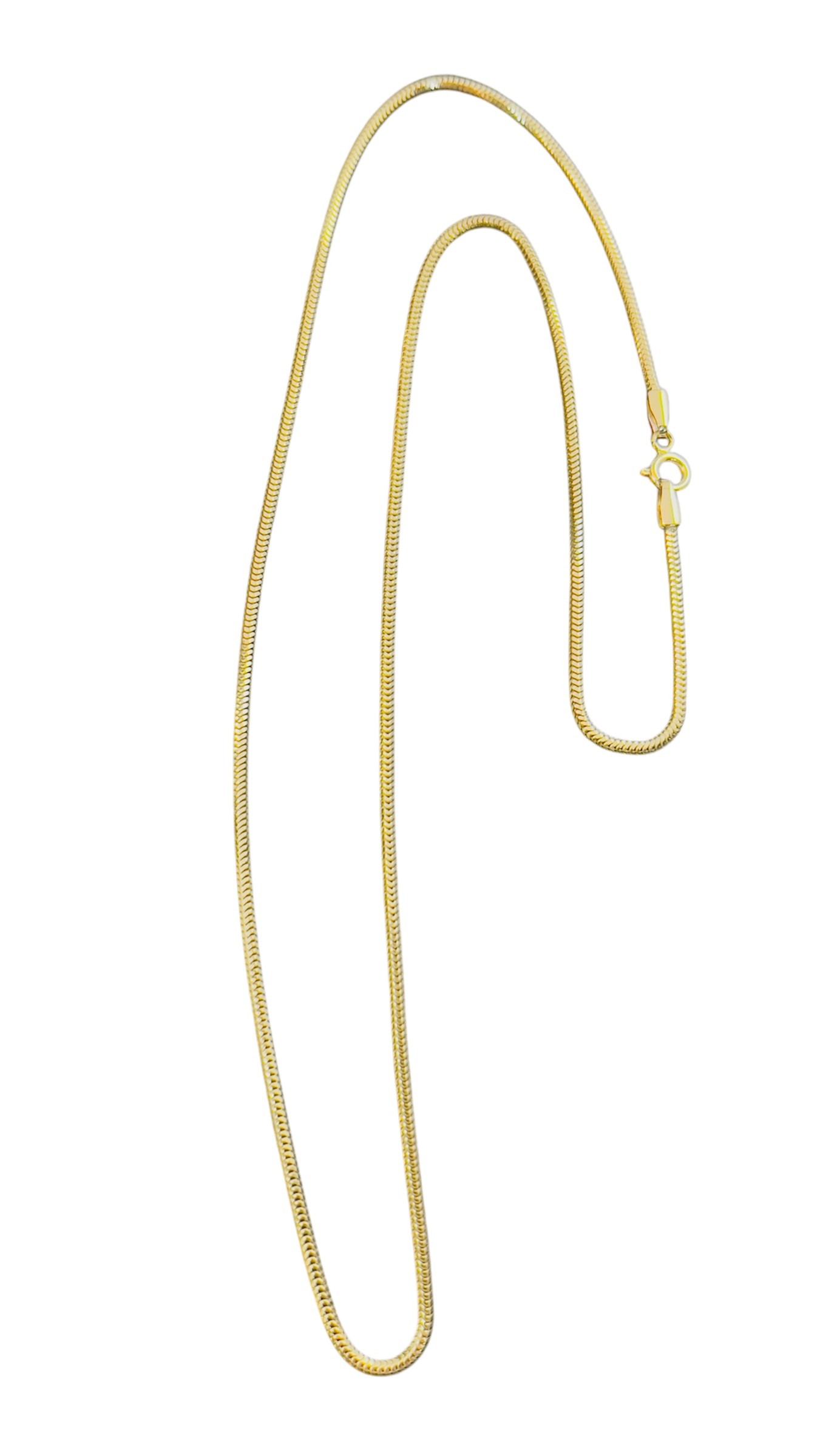 Dit slang collier rond goud is een echte eyecatcher met een tijdloze uitstraling. Het collier is gemaakt van hoogwaardig goud en heeft een elegante sluiting. Draag het als statement piece met een simpel wit T-shirt voor een casual look, of combineer het met een chique avondjurk voor een elegante finish. Een veelzijdig sieraad dat elke outfit compleet maakt.