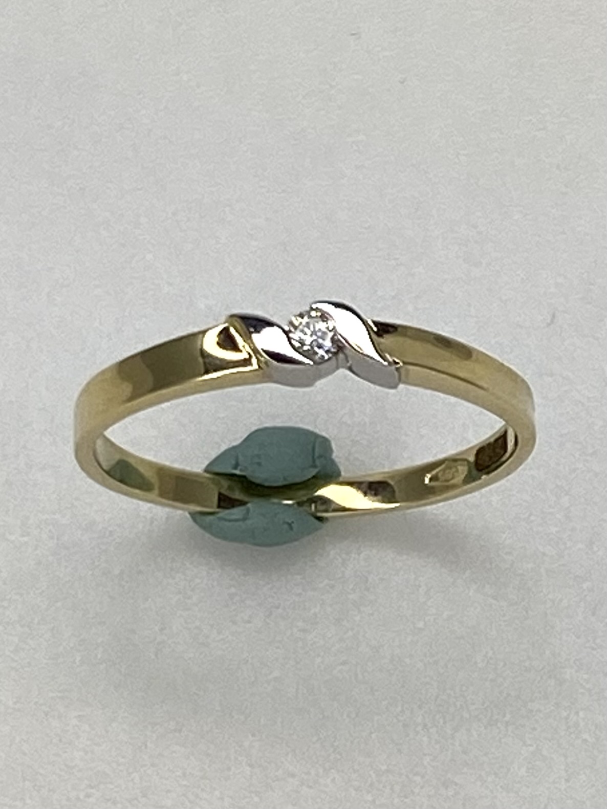 Geel gouden ring met diamant 
