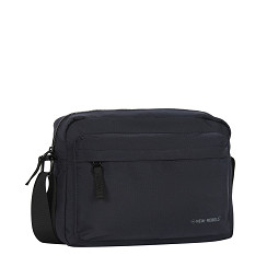Deze Walden Lewiston crossbody tas heeft een zwarte kleur en is perfect voor dagelijks gebruik. De tas heeft een verstelbare crossbody riem en meerdere vakken om al je spullen georganiseerd te houden. Draag de tas over je schouder voor een casual look of crossbody voor extra veiligheid en gemak. Deze tas is zowel stijlvol als functioneel, een must-have accessoire voor elke dag.

Gemaakt van 100% Nylon 
Afmetingen:
Hoogte 18cm x breed 27cm x diep 8cm