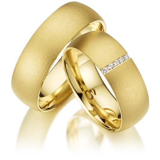 Deze prachtige gouden trouwringen zijn verkrijgbaar in verschillende goudgehaltes, waaronder 8, 9,14 en 18 karaats goud.
Ook zijn deze ringen te bestellen in Zilver en Platina.
Deze ringen zijn tevens leverbaar in:
Geel goud
Rosé goud 
Wit goud 

(Al onze diamanten sieraden worden gecertificeerd geleverd)