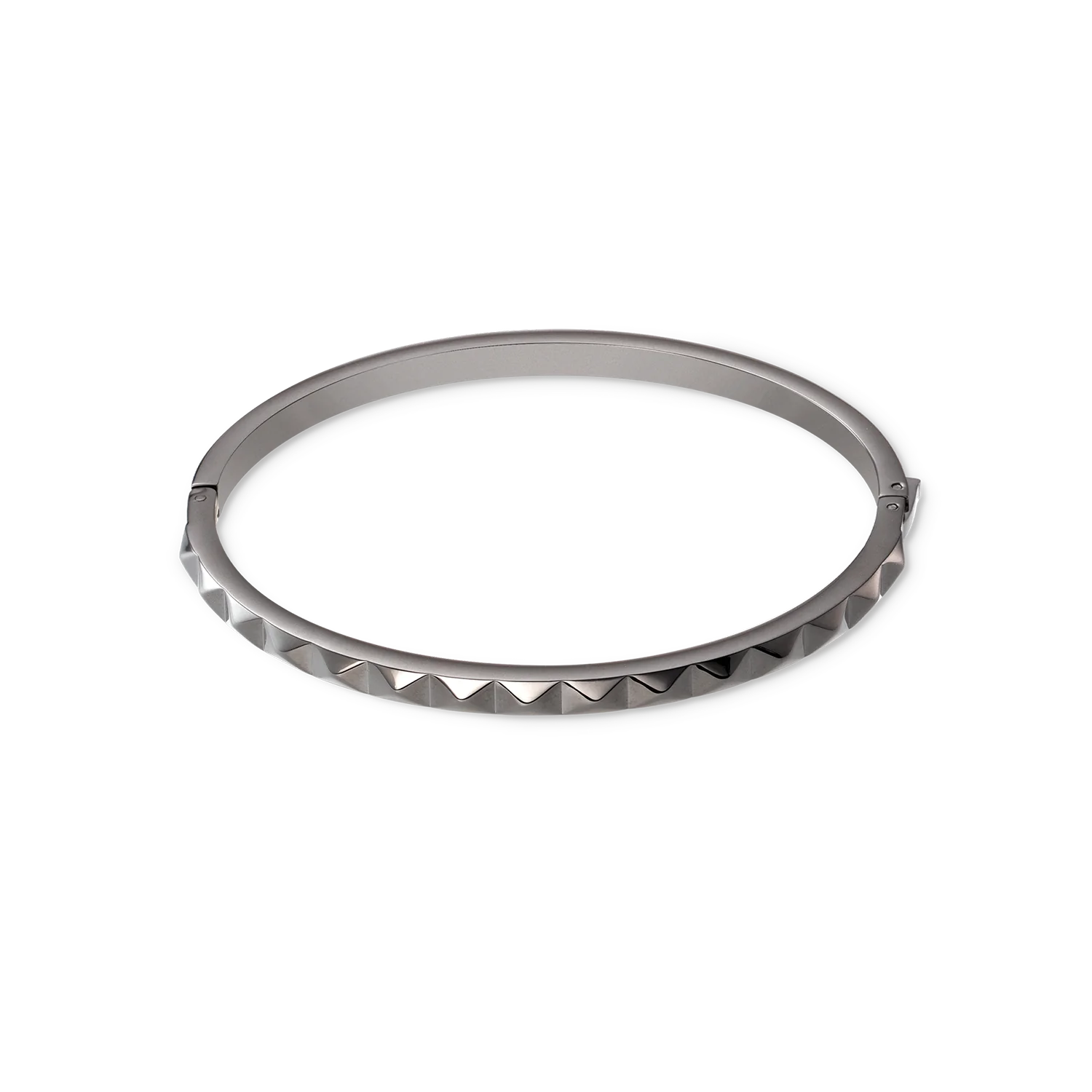 Bangle Spikes antraciet
Ontdek onze nieuwe essentials in antraciet/gun metal - in een trendy stud- of spikedesign. De bangles zijn perfect voor dagelijks gebruik en zijn ideaal om te combineren met andere bangles of armbanden. Geef je look net dat beetje extra en zet stijlvolle accenten. We bieden ook bijpassende creolen en ringen in hetzelfde design. Nieuw: De armbanden en ringen zijn nu ook verkrijgbaar in een grotere maat, zodat ze ook door mannen gedragen kunnen worden. Geniet van de hoogwaardige afwerking en het moderne design van onze sieraden, die geschikt zijn voor zowel mannen als vrouwen.