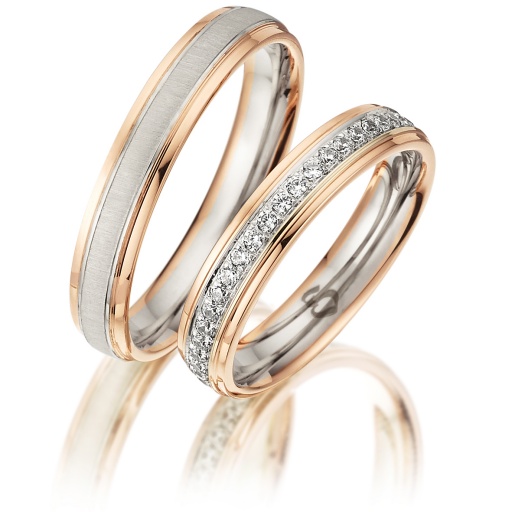Deze prachtige gouden trouwringen zijn verkrijgbaar in verschillende goudgehaltes, waaronder 8, 9,14 en 18 karaats goud.
Ook zijn deze ringen te bestellen in Zilver en Platina.
Deze ringen zijn tevens leverbaar in:
Geel goud
Rosé goud 
Wit goud 

(Al onze diamanten sieraden worden gecertificeerd geleverd)
