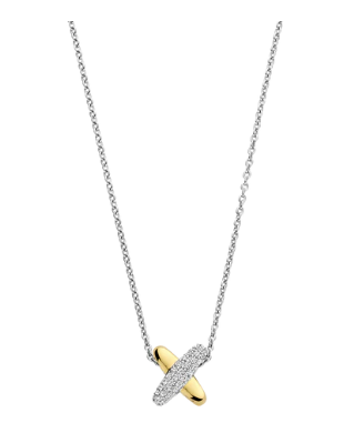 Omarm tijdloze elegantie met een vleugje moderne luxe met deze TI SENTO vergulde ketting 34003ZY/42. Gemaakt van 925 sterling zilver en verguld met stralend geelgoud, heeft deze ketting een delicate crossover-ontwerp. Twee in elkaar grijpende ringen vormen het kruis, waarvan er één is gedecoreerd met een schitterend pavé van witte cubic zirconia die het licht prachtig vangt. De ander, verguld met warm geelgoud, voegt een vleugje luxe toe aan dit klassieke ontwerp. Deze veelzijdige ketting biedt een vleugje Art Deco-geïnspireerde stijl die elk outfit aanvult. De combinatie van klassiek symbool en modern design maakt het perfect voor dagelijks gebruik of speciale gelegenheden. Draag deze vergulde ketting alleen voor een vleugje ingetogen elegantie, of combineer het met andere TI SENTO kettingen voor een gepersonaliseerde look die jouw unieke stijl weerspiegelt. Met zorg vervaardigd voor gevoelige huid, garanderen deze nikkelvrije en hypoallergene studs blijvend comfort en kwaliteit.

