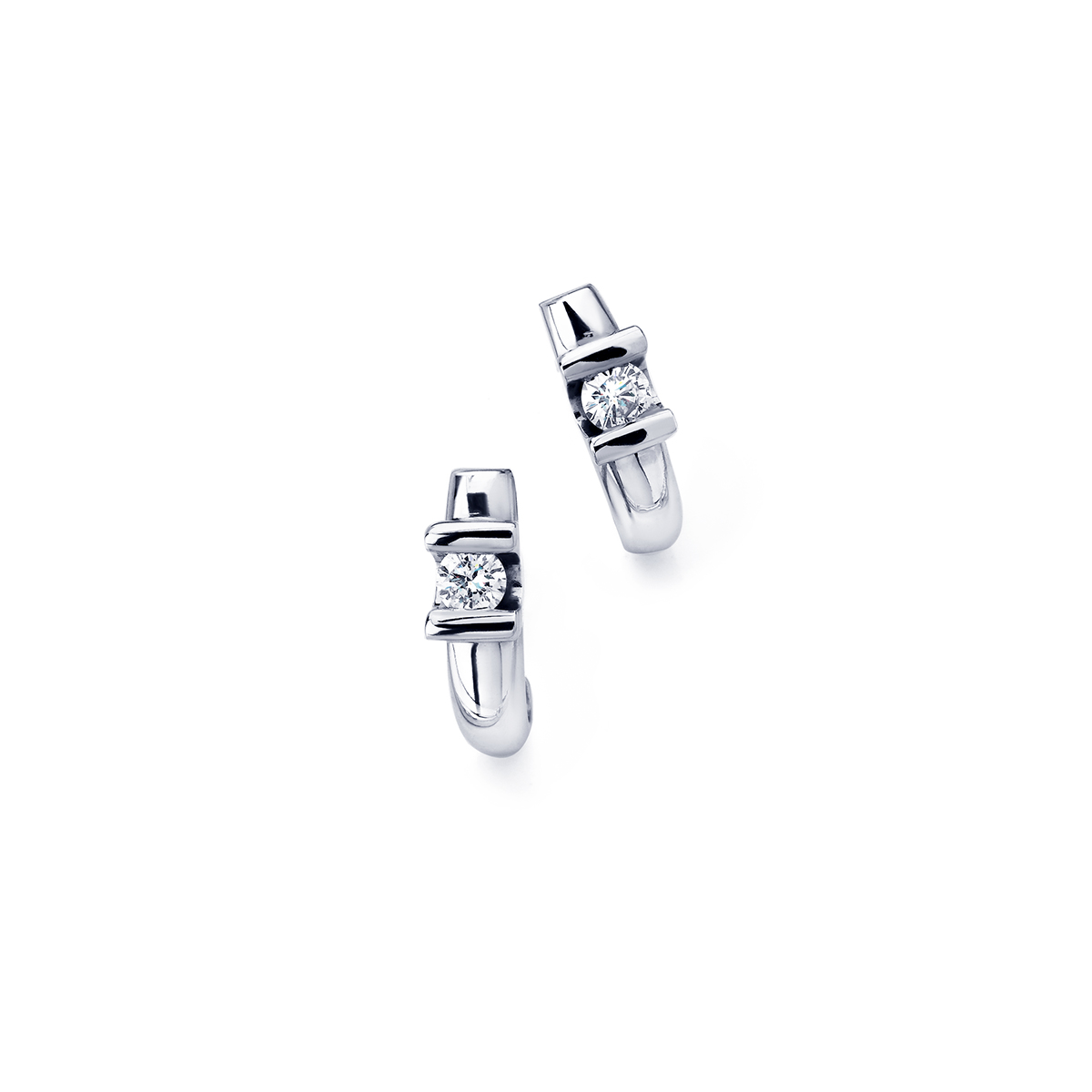 Halve oorring Camille 14kts geel goud met briljant 2 x 0,030crt si/river