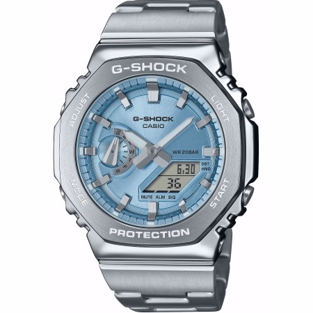 Deze stalen G-shock GM-2110D-2AER is voorzien van een chronograaf, datumweergave, alarm, wereldtijd functie en waterdichtheid tot 200 meter. Het horloge kan zowel sportief als elegant gedragen worden. Combineer het met een casual outfit voor een stoere look of draag het bij een zakelijke outfit voor een stijlvolle uitstraling. Een veelzijdig en betrouwbaar horloge voor elke gelegenheid.