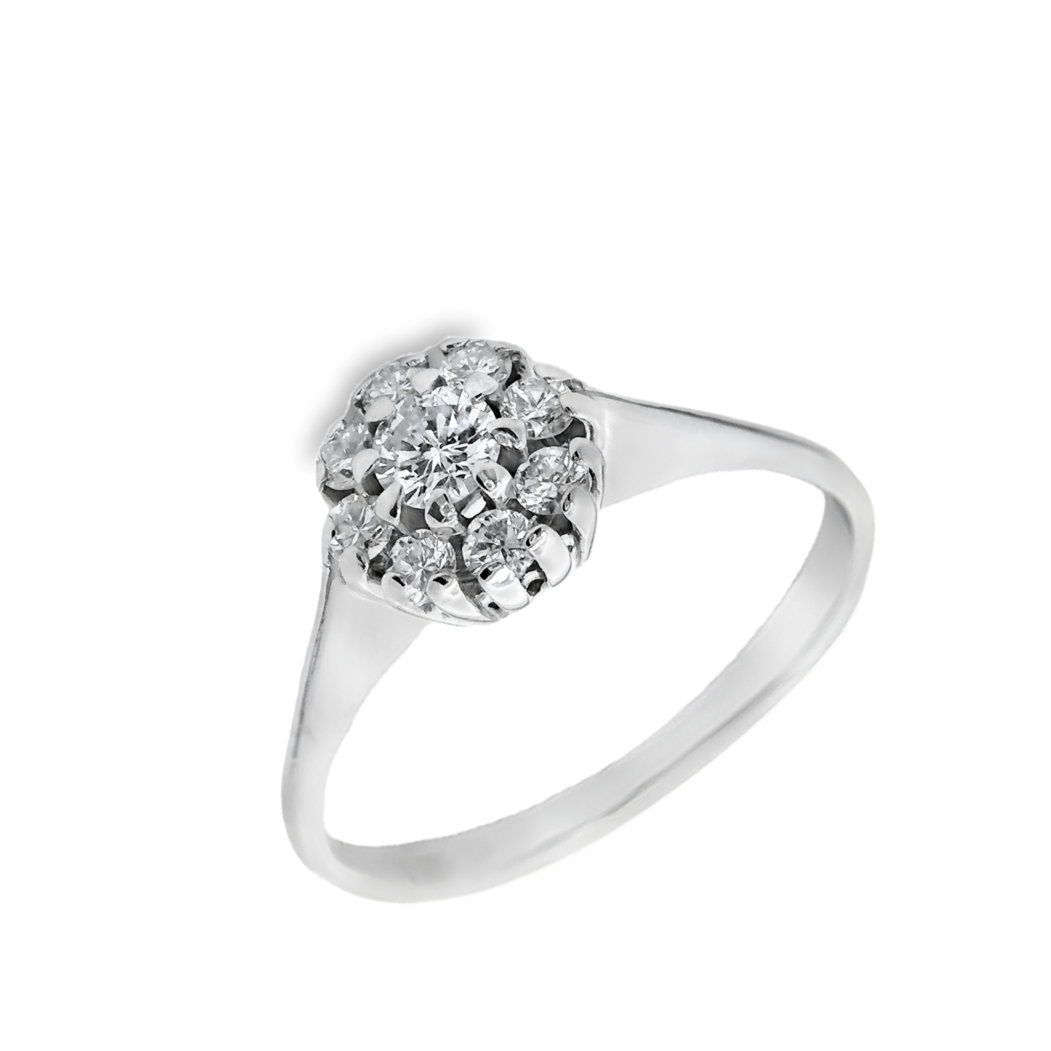 Deze ring van Louis Bros is vervaardigd uit 14 karaat witgouden (2.29 gr.) en is gezet met 9 briljant geslepen diamanten met een totaalgewicht van 0.17ct.
Een entourage ring met diamant straalt tijdloze elegantie en verfijning uit. Het koele, glanzende witgoud vormt de perfecte basis voor de schittering van de diamanten. In het midden schittert een solitaire diamant, omringd door een prachtige entourage van kleinere diamanten die het geheel een schitterend halo-effect geven. Deze ring is een klassieke keuze, ideaal voor speciale gelegenheden zoals verlovingen of als een luxe statement accessoire. Het samenspel van witgoud en diamant zorgt voor een stralende, luxe uitstraling die elke drager laat schitteren.
De ring is verkrijgbaar in meerdere afmetingen.