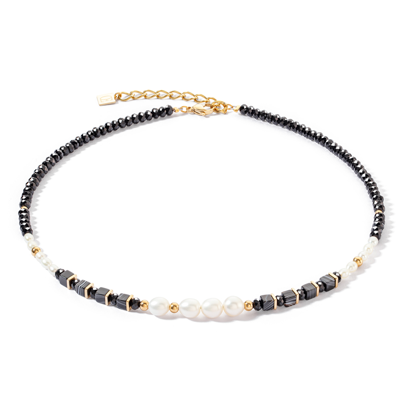 Coeur de Lion is een Duits merk, en heeft mooie handgemaakte sieraden die u onderling goed kunt combineren.