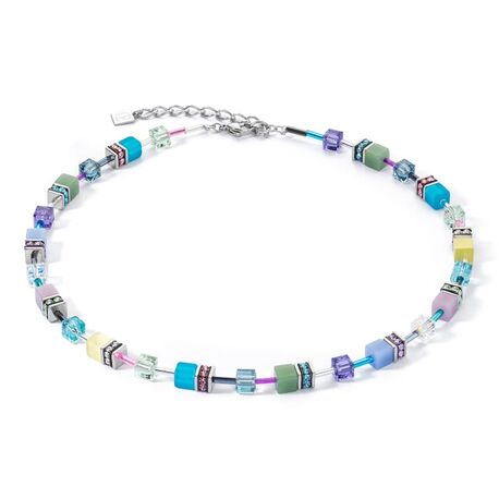 Dit is een collier van het merk Coeur de Lion gemaakt voor dames.
